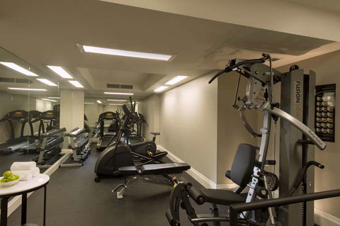 Mayfair Hotel - Getaway Accommodation 16