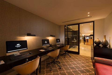 Mayfair Hotel - Getaway Accommodation 17