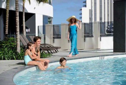 Peppers Broadbeach - Getaway Accommodation 10