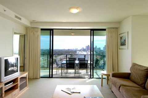 Mantra Broadbeach On The Park - Getaway Accommodation 7