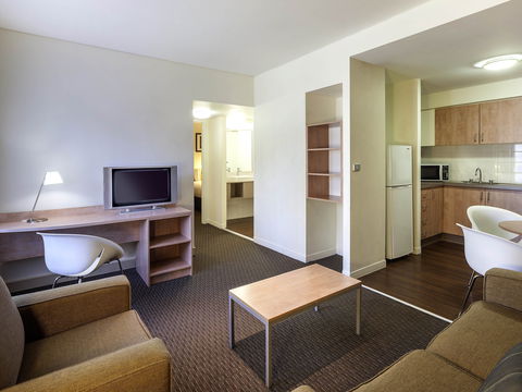 Ibis Hotel - Getaway Accommodation 8