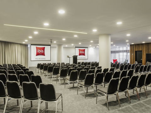Ibis Hotel - Getaway Accommodation 11