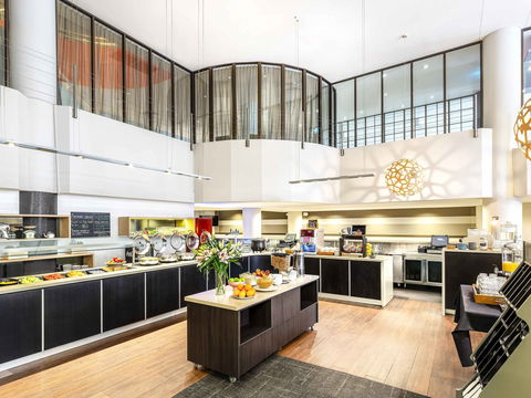 Ibis Hotel - Getaway Accommodation 13