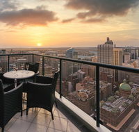 Meriton Suites Pitt Street