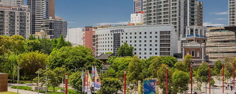 Novotel Sydney Darling Square - Getaway Accommodation 0