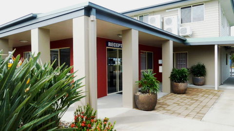 Port Denison Motor Inn - Getaway Accommodation 1