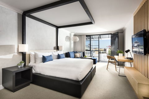Tradewinds Hotel - Getaway Accommodation 1