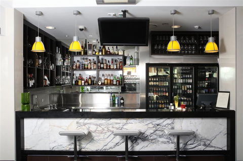 Jephson Hotel - Getaway Accommodation 1