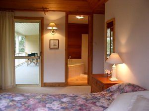 Kemeys Mountain Hideaway - Getaway Accommodation 1