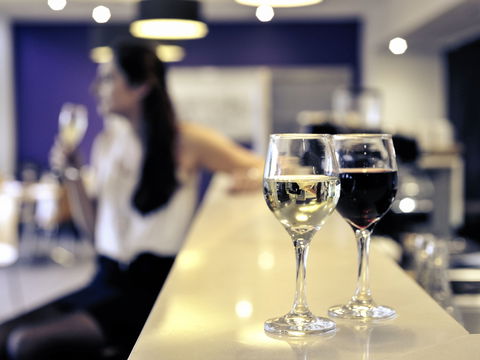 Mercure North Melbourne - Getaway Accommodation 2