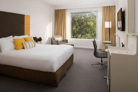 Rydges Bankstown - Getaway Accommodation 2