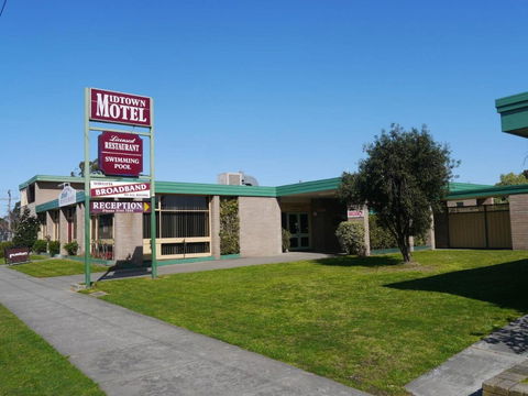 Midtown Motor Inn - Getaway Accommodation 0