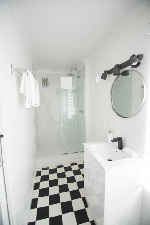 Siesta Central Apartments - Getaway Accommodation 1