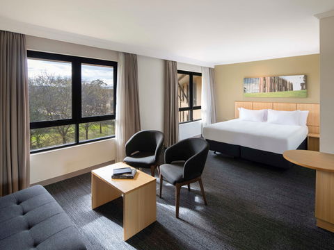 Mercure Sydney Macquarie Park - Getaway Accommodation 2