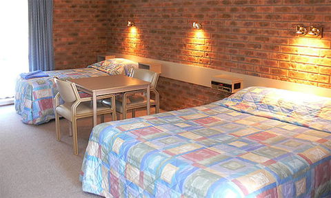 Settlement Motor Inn - Getaway Accommodation 1