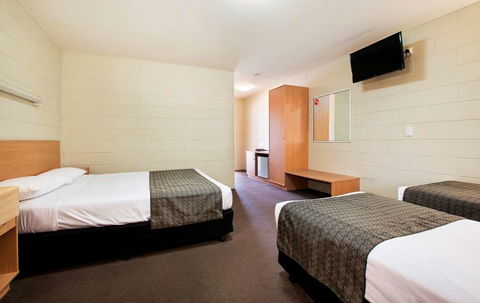 Dalrymple Motel - Getaway Accommodation 6