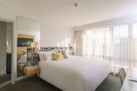 QT Canberra - Getaway Accommodation 16