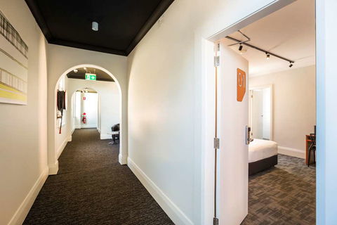 Nightcap At Regents Park Hotel - Getaway Accommodation 6
