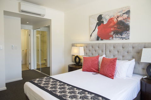 Metro Advance Apartments & Hotel - Getaway Accommodation 7