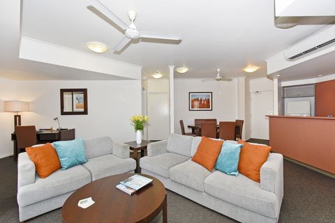 Metro Advance Apartments & Hotel - Getaway Accommodation 8