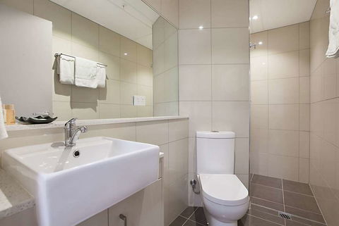 Ramada Suites Zen Quarter Darwin - Getaway Accommodation 3