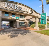 Quality Hotel Parklake Shepparton - Getaway Accommodation