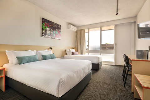 Nightcap At Waltzing Matilda Hotel - Getaway Accommodation 2