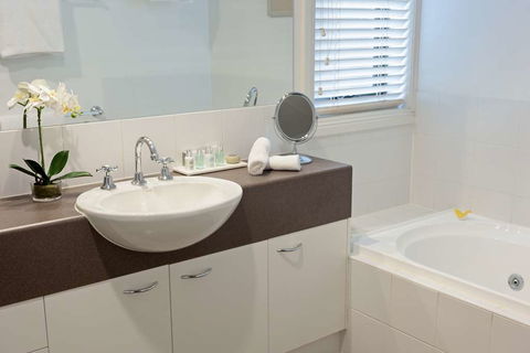 Ringwood Royale Apartment Hotel - Getaway Accommodation 8