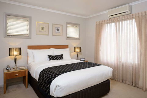Ringwood Royale Apartment Hotel - Getaway Accommodation 9