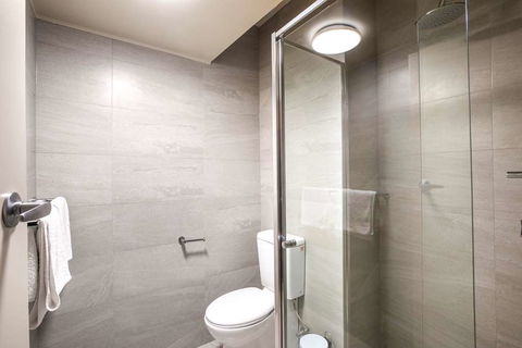 Nightcap At Manhattan Hotel - Getaway Accommodation 1