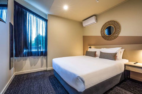 Nightcap At Manhattan Hotel - Getaway Accommodation 4