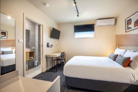 Nightcap At Manhattan Hotel - Getaway Accommodation 11