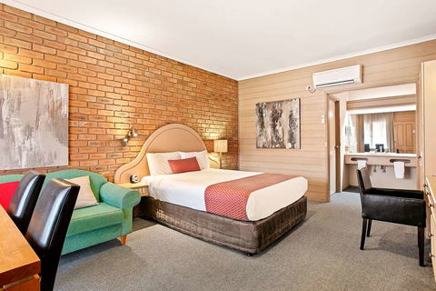Quality Inn Colonial - Getaway Accommodation 10