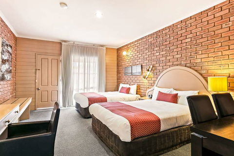 Quality Inn Colonial - Getaway Accommodation 11
