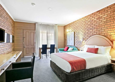 Quality Inn Colonial - Getaway Accommodation 12