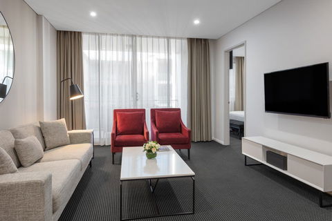Meriton Suites North Ryde - Getaway Accommodation 3