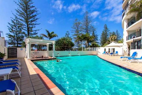 Mantra Coolangatta Beach - Getaway Accommodation 1