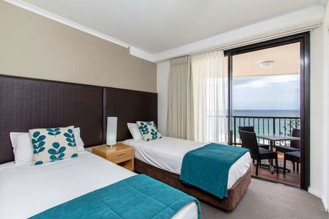 Mantra Coolangatta Beach - Getaway Accommodation 5