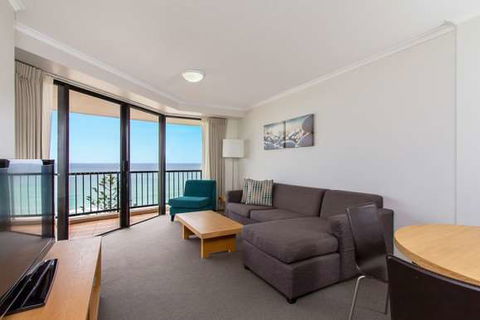 Mantra Coolangatta Beach - Getaway Accommodation 7