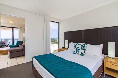 Mantra Coolangatta Beach - Getaway Accommodation 11