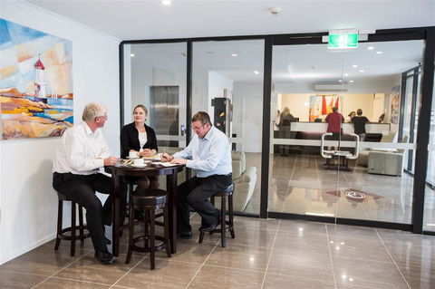 Gladstone Central Plaza Apartment Hotel - Getaway Accommodation 6