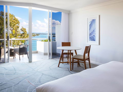 Sofitel Noosa Pacific Resort - Getaway Accommodation 0