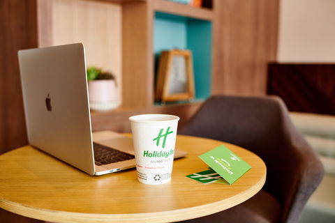 Holiday Inn Dandenong - Getaway Accommodation 4