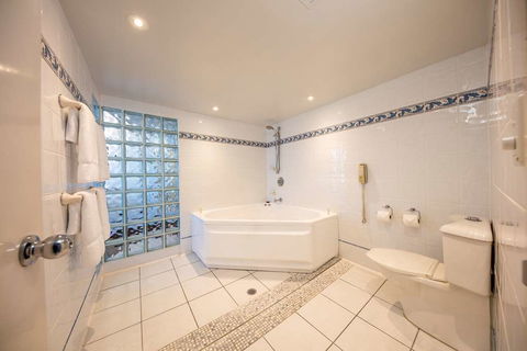 DoubleTree By Hilton Cairns - Getaway Accommodation 9