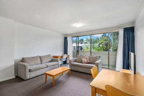 Knox International Hotel - Getaway Accommodation 1
