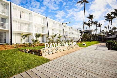 Daydream Island Resort - Getaway Accommodation 1