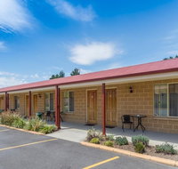 Black Gold Country Cabins and Motel - Getaway Accommodation