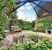 Best Western Plus The Buckingham Inn - Getaway Accommodation