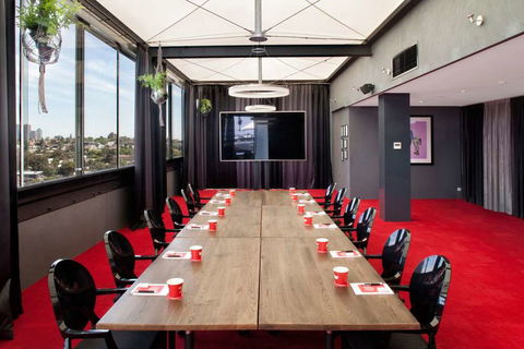 The Cullen Melbourne - Art Series - Getaway Accommodation 2