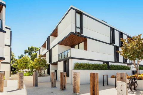 Clayton Serviced Apartments - Getaway Accommodation 0